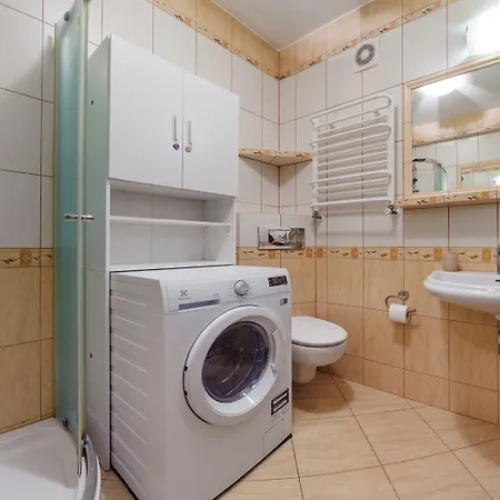 Siedleckiego, Sun & Snow